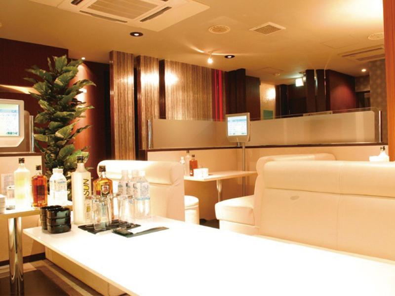 Stylish Pub LALAの求人・転職情報-02