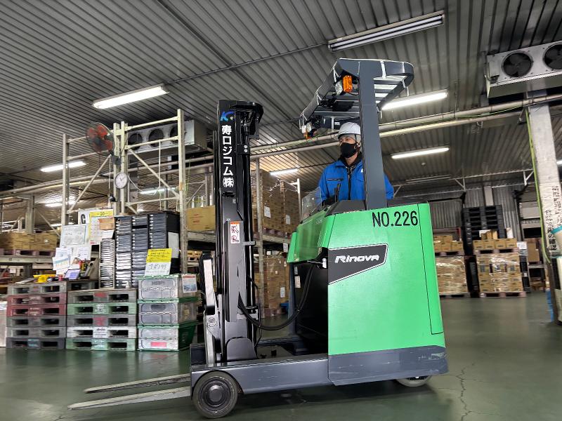 寿ロジコム株式会社 埼玉共配センターの求人情報