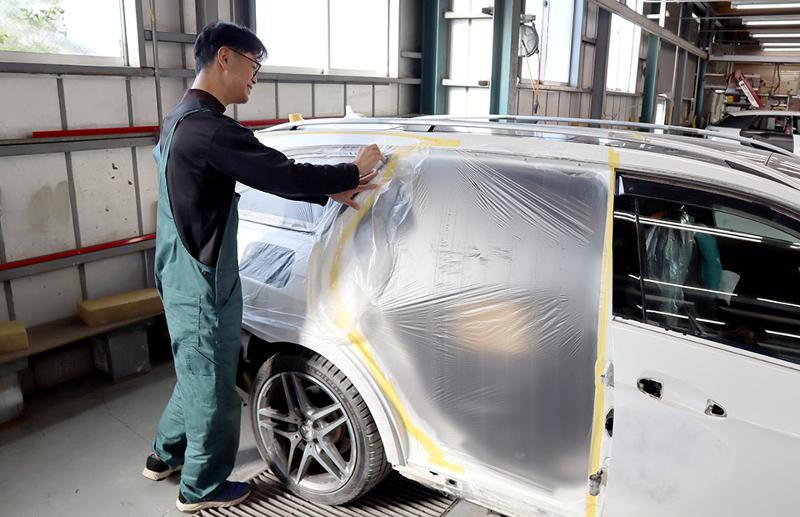 有限会社オートボディツルオカの求人・転職情報