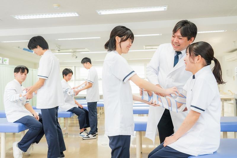 学校法人河原学園 の求人・転職情報