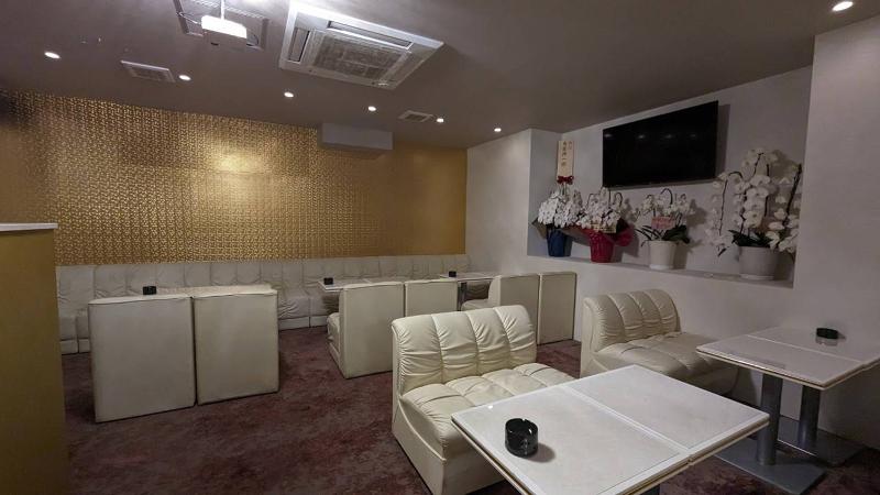 Perfume(パフューム)のアルバイト・バイト求人情報-03