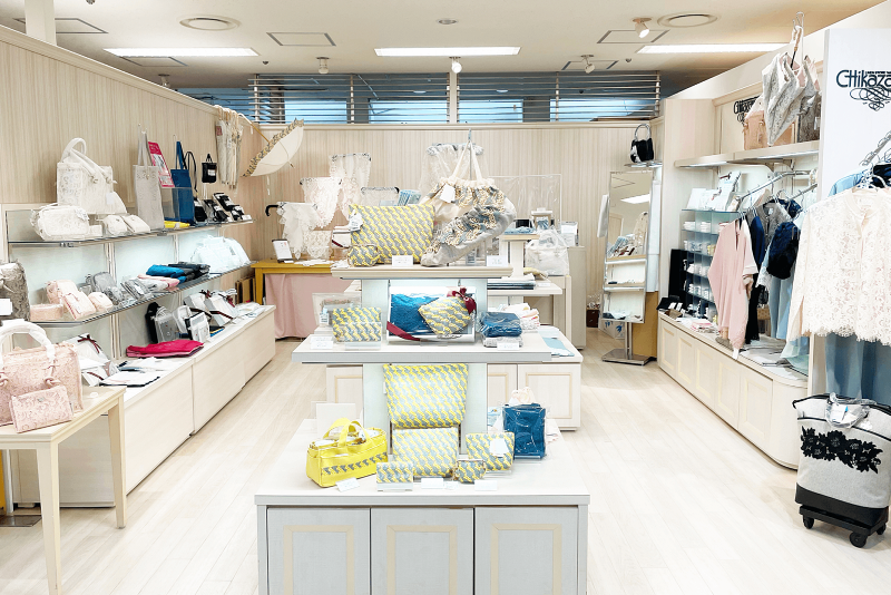 株式会社近澤レース店 　京王新宿店のアルバイト・バイト求人情報-02