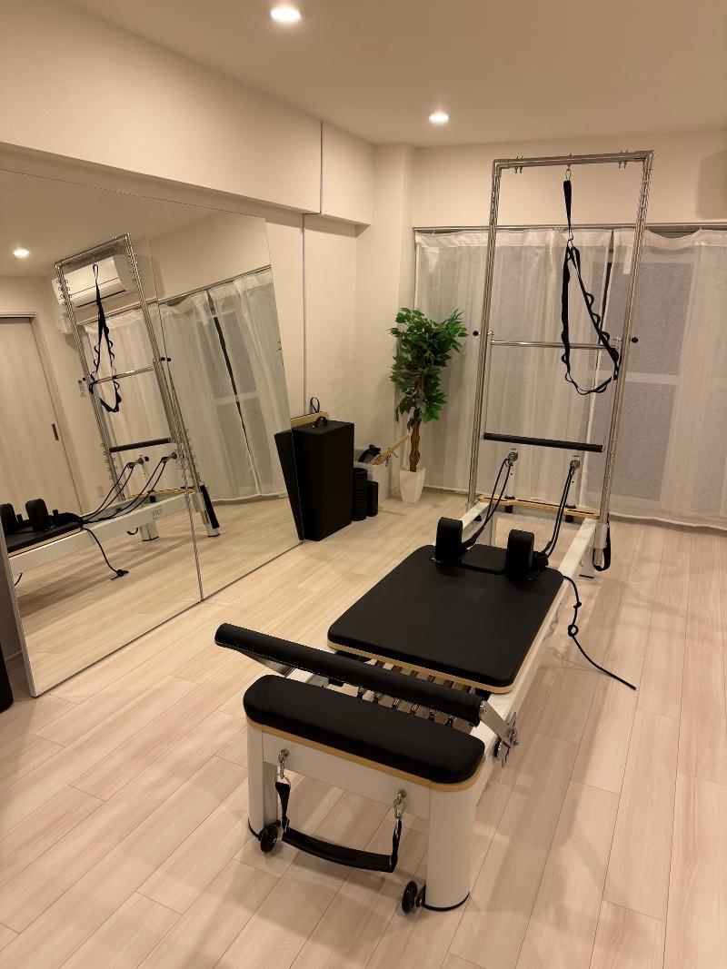 FLATTEパーソナルマシンピラティス目黒店のアルバイト・バイト求人情報-02