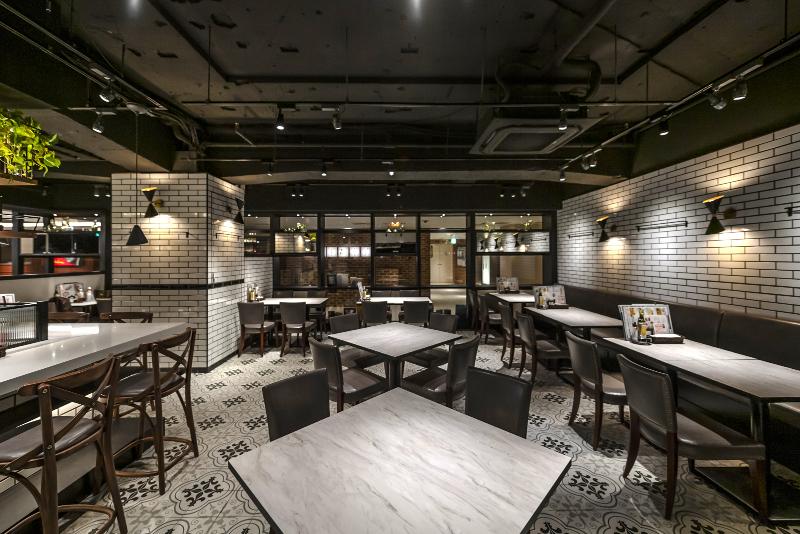 エイス シー オイスターバー　横浜モアーズ店(株式会社ゼネラル・オイスター)のアルバイト・バイト求人情報-05