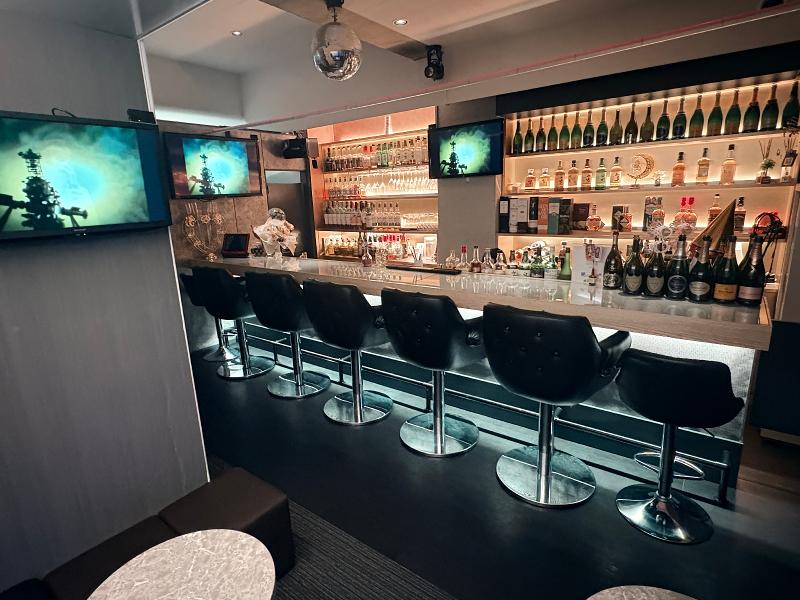Bar Lizのアルバイト・バイト求人情報-03
