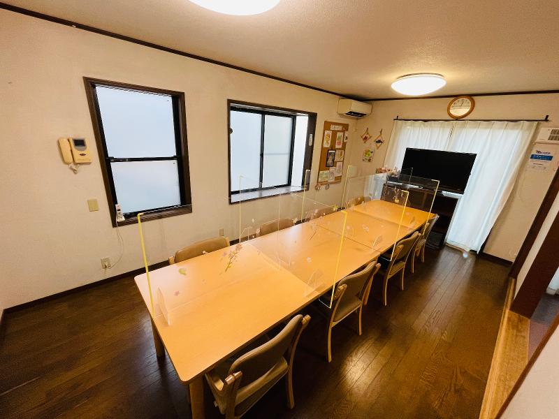 有限会社つばさケアサービスのアルバイト・バイト求人情報-03