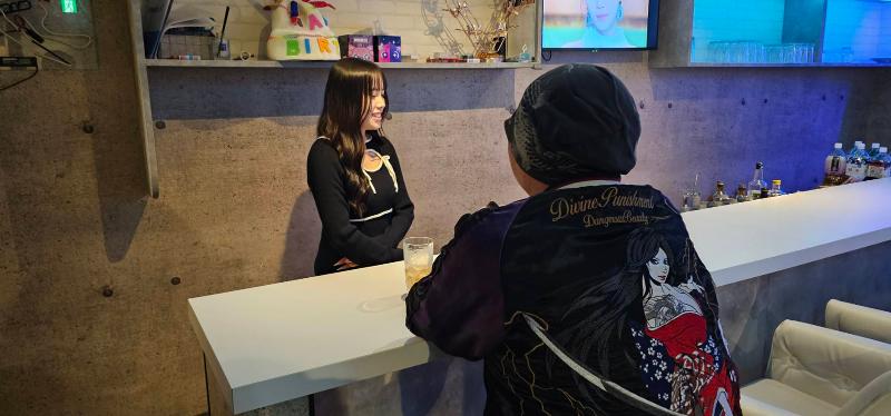 ガールズラウンジ WHITEのアルバイト・バイト求人情報-02