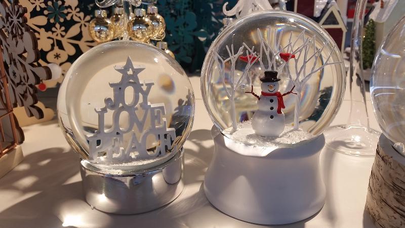 株式会社アートプリントジャパン (新宿伊勢丹　クリスマスショップ)のアルバイト・バイト求人情報-02