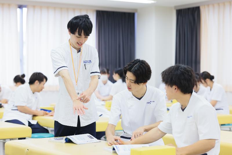 学校法人　鈴木学園のアルバイト・バイト求人情報-02