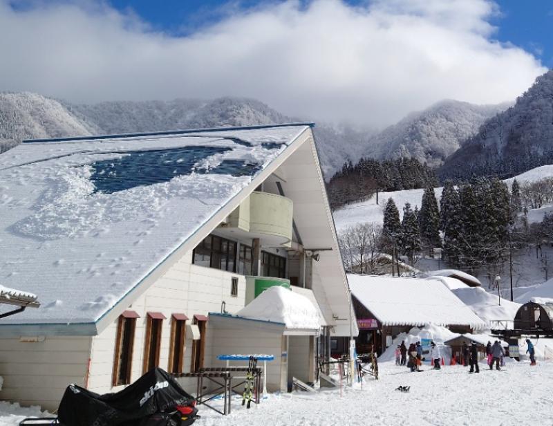 中一&スマイルカンパニー株式会社 氷ノ山高原の宿 氷太くん