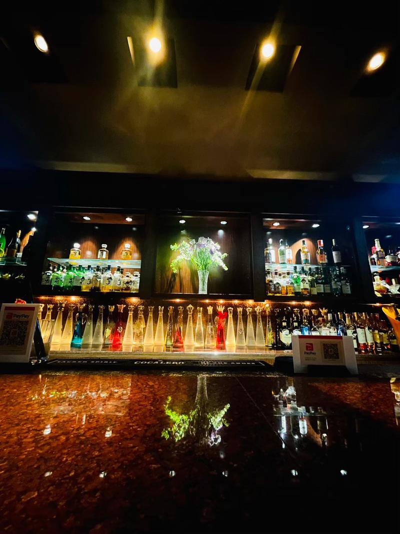 BAR HANAREのアルバイト・バイト求人情報-03