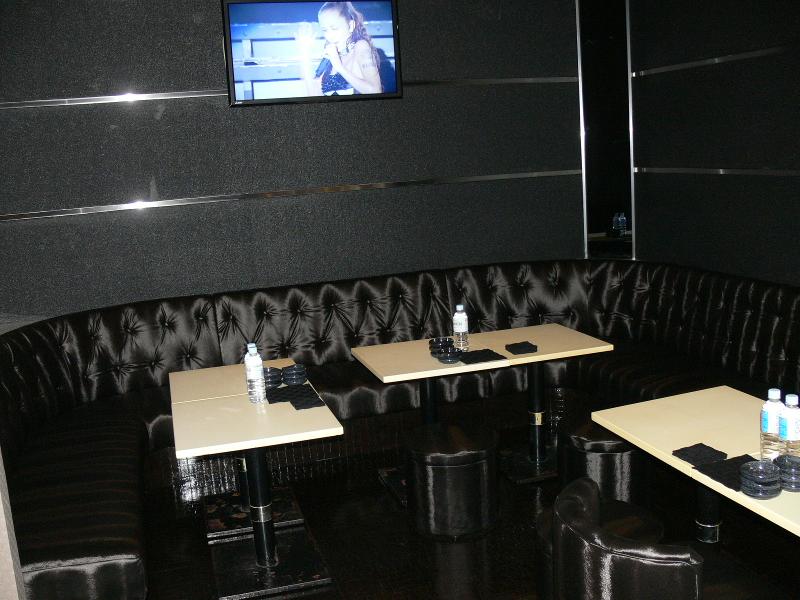 BARトリプルジェイのアルバイト・バイト求人情報-04