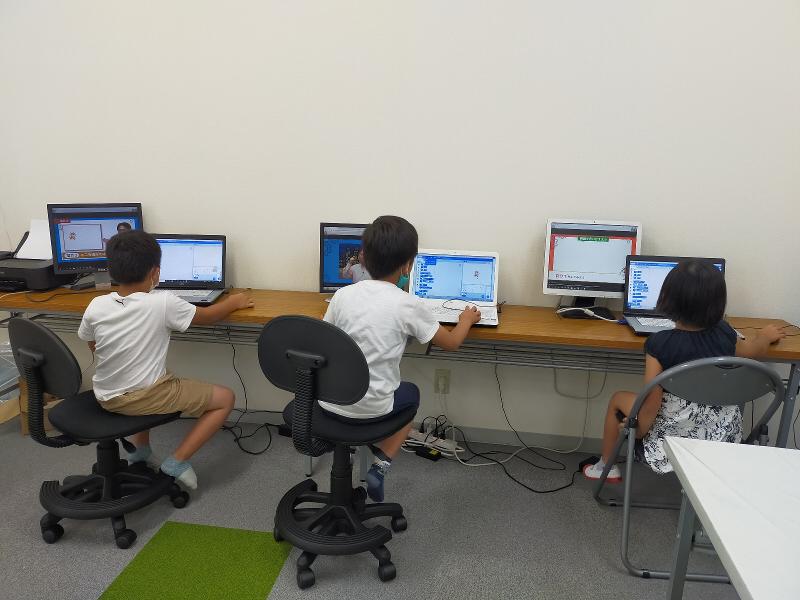 まなびや株式会社のアルバイト・バイト求人情報-02