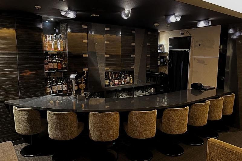 ウィスキーBAR Arielのアルバイト・バイト求人情報-02