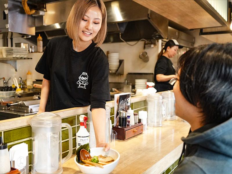 新宿ラーメン よってこや - YO!TTEKOのアルバイト・バイト求人情報-03