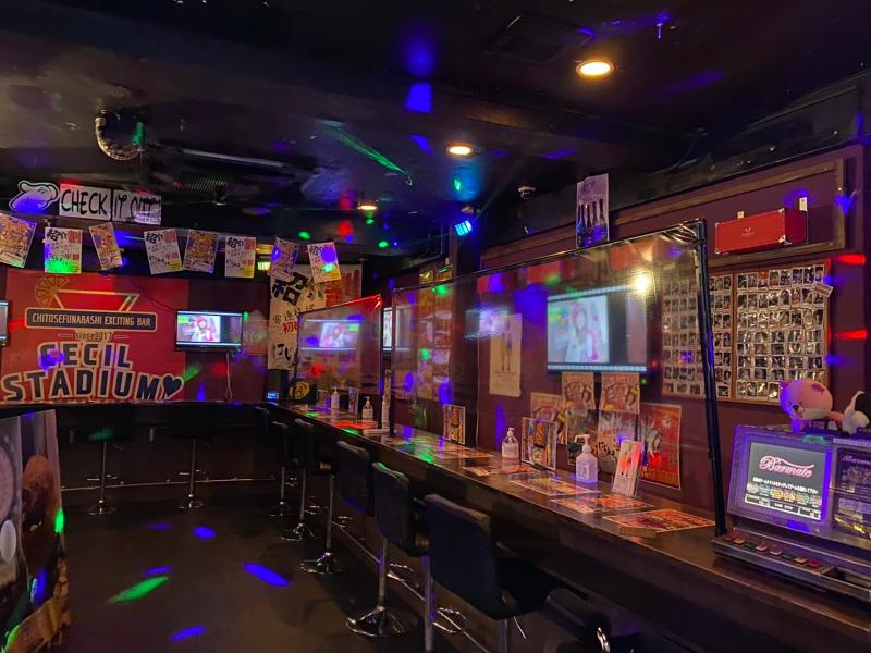 BAR CECIL - STADIUM(セシル・スタジアム)のアルバイト・バイト求人情報-05