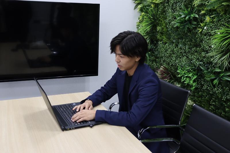 株式会社UNIVAFITのアルバイト・バイト求人情報-03