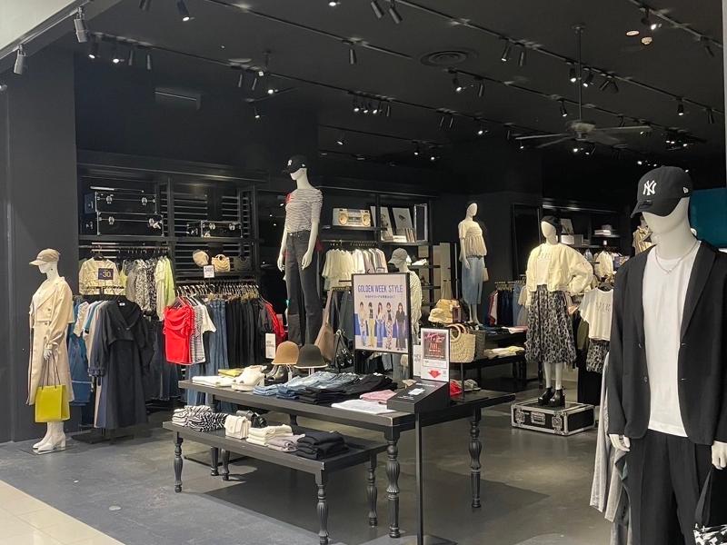 AZUL BY MOUSSY イオンモール札幌発寒店(株式会社エリオアパレル)のアルバイト・バイト求人情報-04