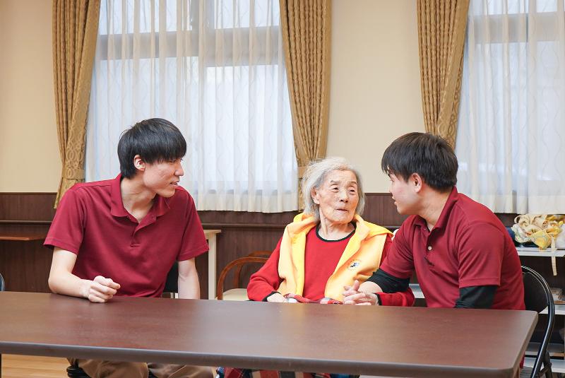 日本福祉サービス株式会社(住宅型有料老人ホーム さくらヴィラ吹田)のアルバイト・バイト求人情報-02