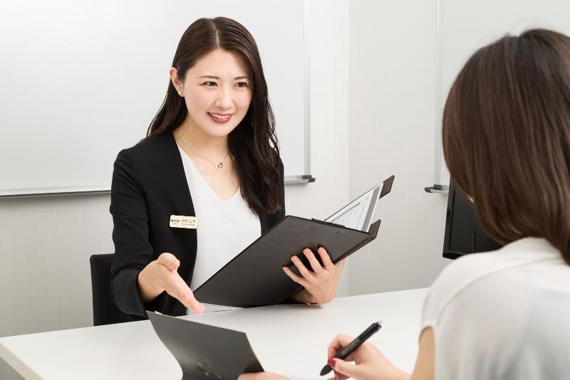 RIZAP ENGLISH池袋店のアルバイト・バイト求人情報-03