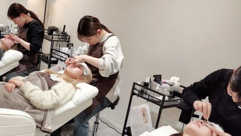 まつげパーマ&アイブロウ専門店NICE EYELASH 天王寺駅前店のアルバイト・バイト求人情報-03