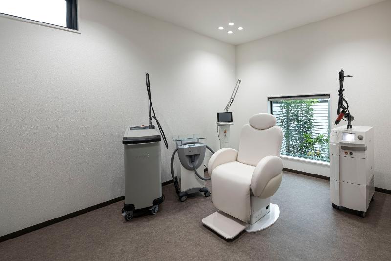 影山皮フ科クリニックのアルバイト・バイト求人情報-05