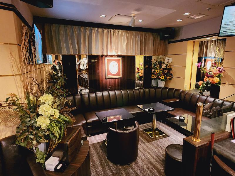 会員制スナック石楠花~シャクナゲ~のアルバイト・バイト求人情報-04