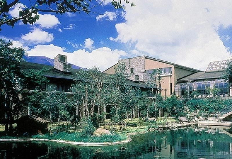 グランドエクシブ軽井沢　リゾートトラスト株式会社のアルバイト・バイト求人情報-02