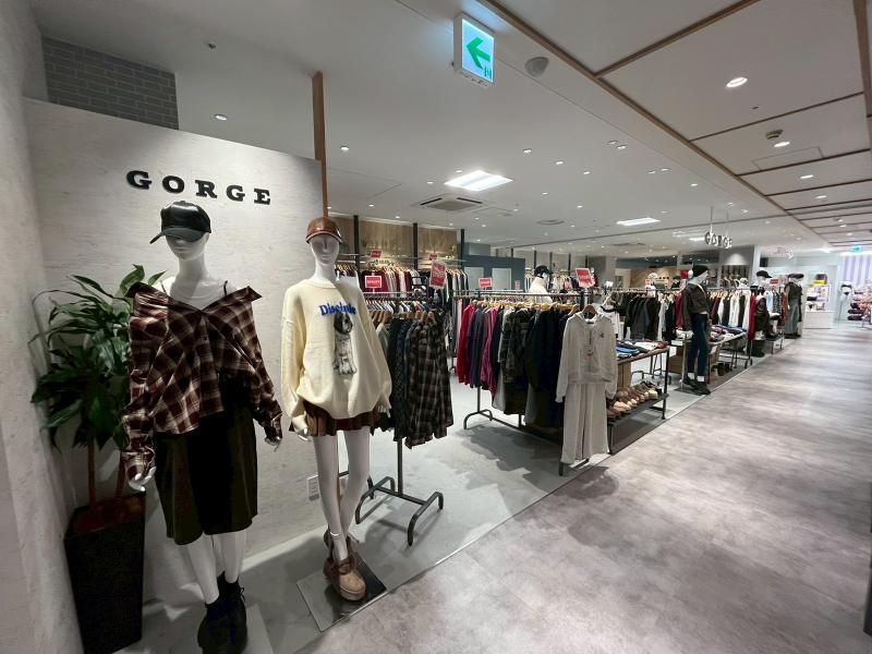GORGE PIVOT CROSS店(株式会社エリオアパレル)のアルバイト・バイト求人情報-03