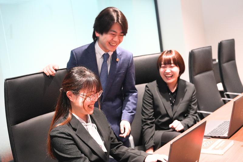 アトム法律事務所弁護士法人のアルバイト・バイト求人情報-03