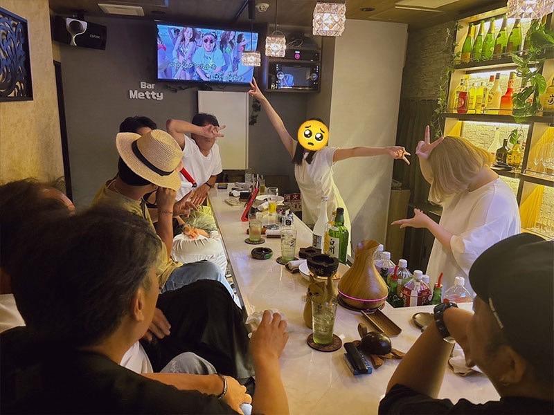 カラオケBar Metty-メティ-のアルバイト・バイト求人情報-03