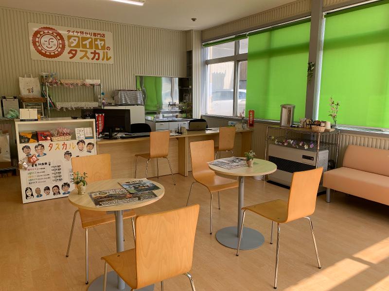 有限会社竹内オートカラー(タイヤのタスカル)のアルバイト・バイト求人情報-04