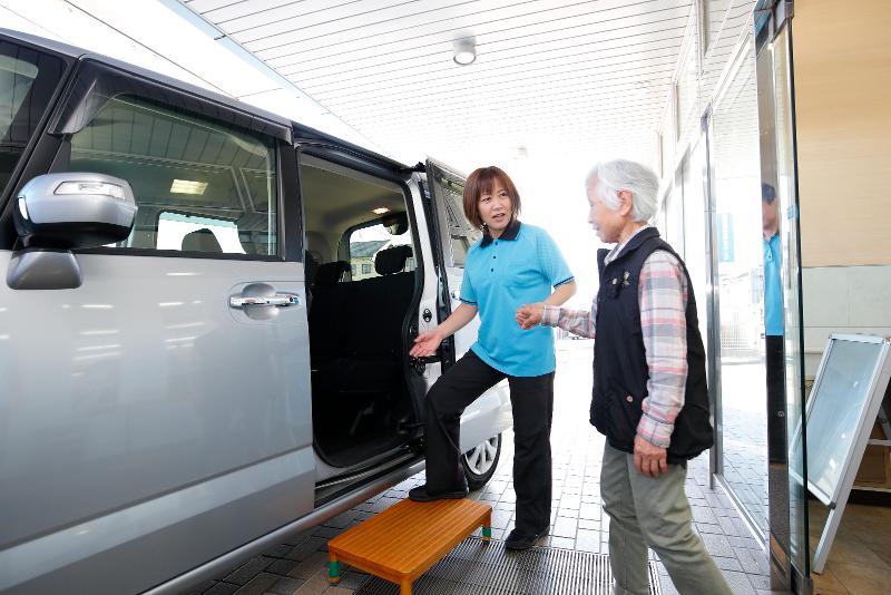 株式会社ヨシケイ ライブリーのアルバイト・バイト求人情報-05