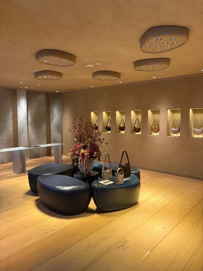 ポレーヌ・ジャパン株式会社の求人・転職情報