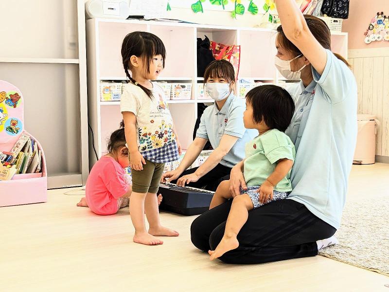 オールケアジュニア(企業主導型 小規模保育園)のアルバイト・バイト求人情報-05