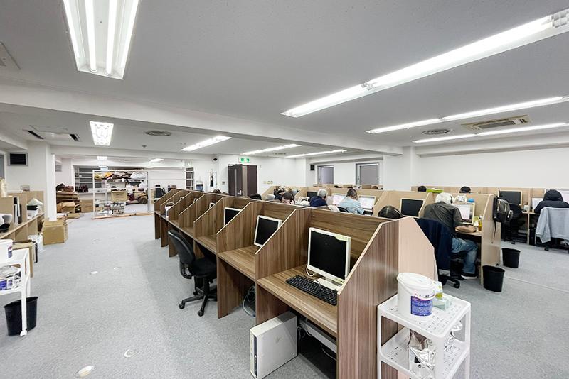 Triple~S~(トリプルエス)のアルバイト・バイト求人情報-02