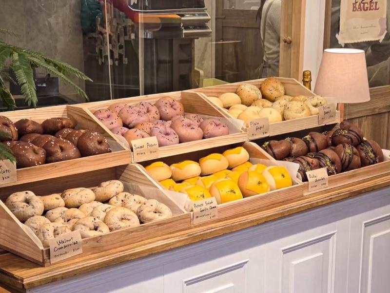 AREUM BAGEL 池袋店のアルバイト・バイト求人情報-02