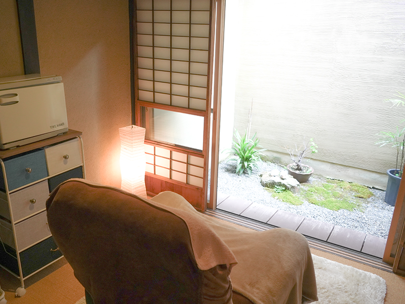 ドライヘッドスパ 癒し〜ぷ 京都河原町店のアルバイト・バイト求人情報-02