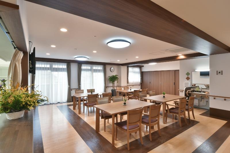 有限会社スィート/スィートリビング皆月のアルバイト・バイト求人情報-03