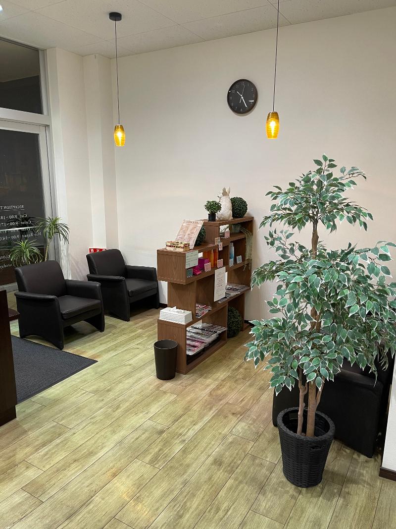 IONA HAIR STUDIO(イオナヘアスタジオ)の求人・転職情報-03