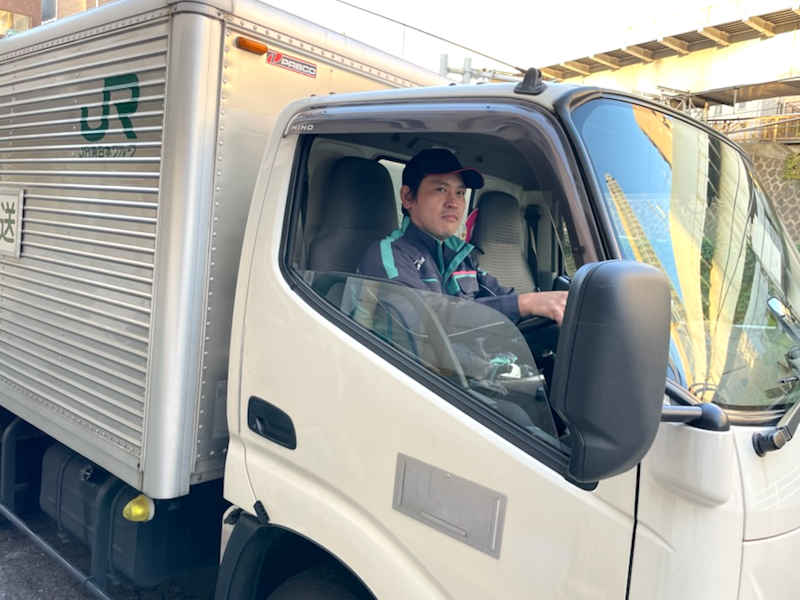 トラックで配送するのでまとめてお届けできますプロのスタッフが2名で対応します！ お届け先マスタ」 のテンプレートに入力をしたデータを 「お