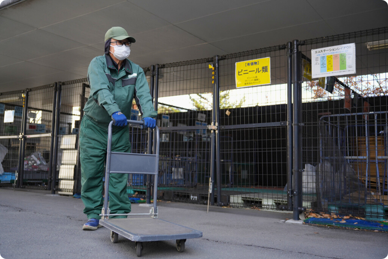 韮崎本町運送株式会社 サントリー天然水南アルプス工場のアルバイト・バイト求人情報-04