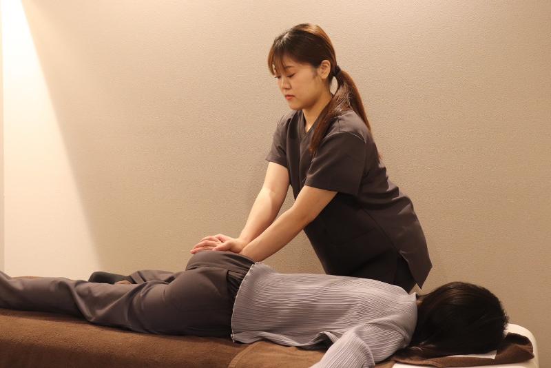 女性専門整体HANAのアルバイト・バイト求人情報-02
