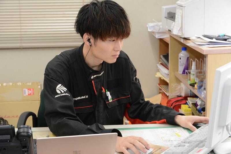 オートバックス・杉戸店のアルバイト・バイト求人情報-02