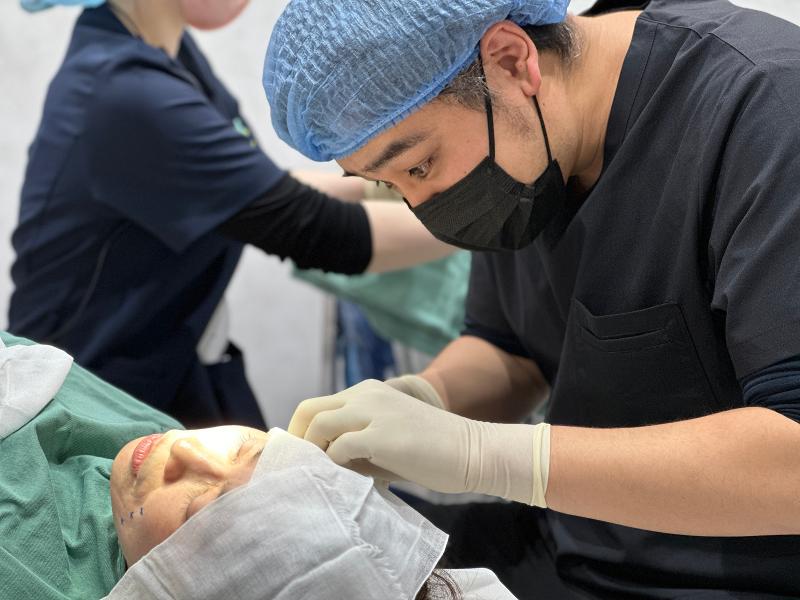 クララビューティクリニック高崎院のアルバイト・バイト求人情報-02