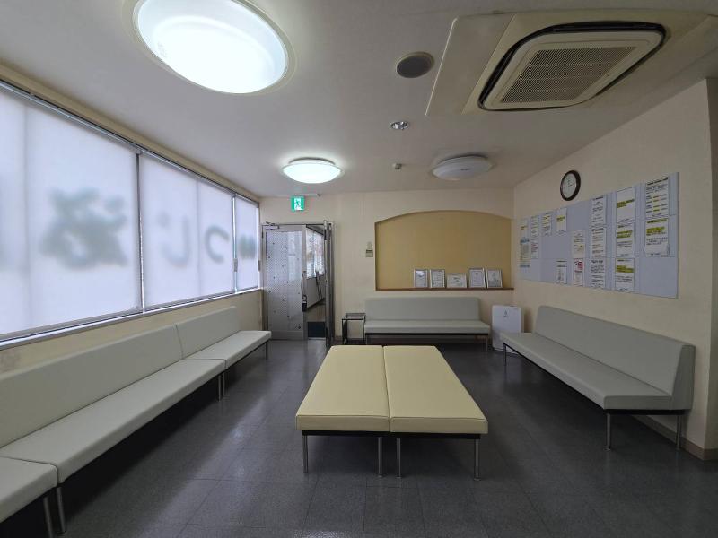 つじ泌尿器科のアルバイト・バイト求人情報-03