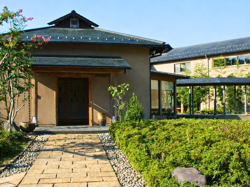 【旅館】城崎 円山川温泉 銀花　部屋数:16室の求人・転職情報