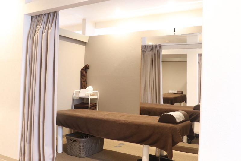 女性専門整体HANAのアルバイト・バイト求人情報-03