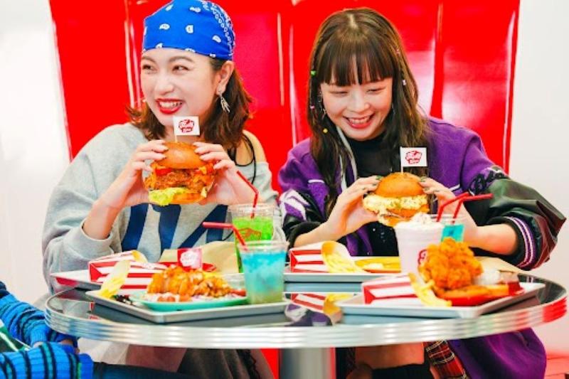 株式会社イオンファンタジー　Feedy Diner 綾川店のアルバイト・バイト求人情報-02