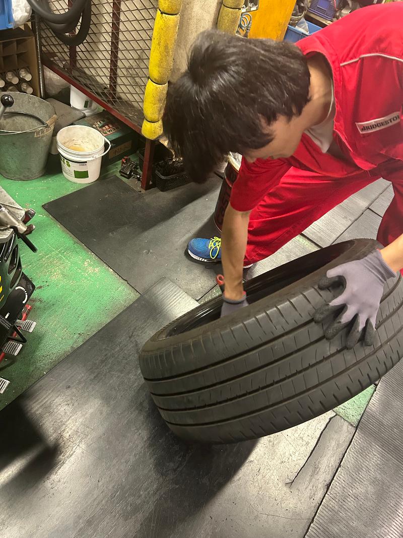 株式会社和タイヤサービスのアルバイト・バイト求人情報-04